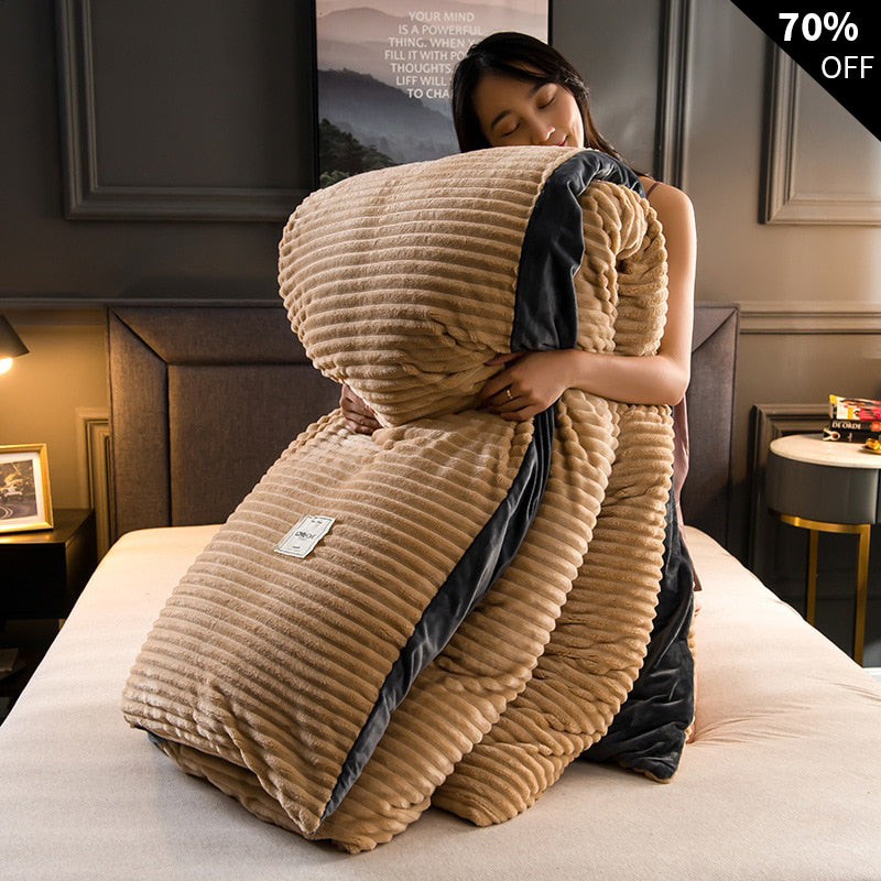 LuxeTraum™ Bed Luxury Duvet 10