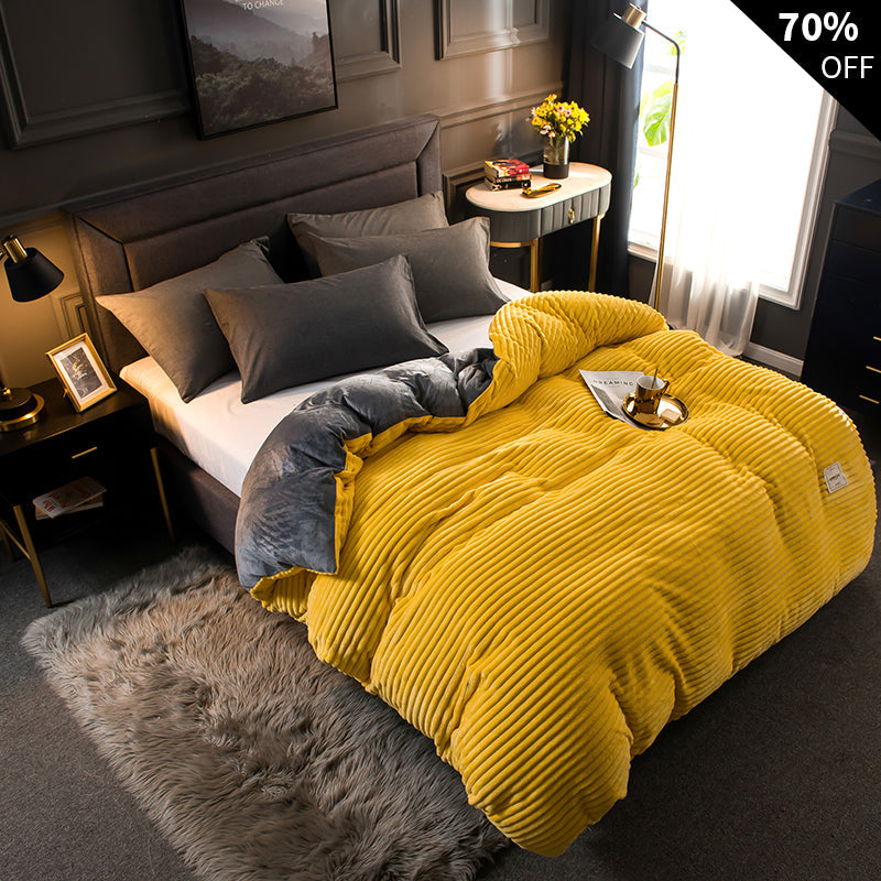 LuxeTraum™ Bed Luxury Duvet 2