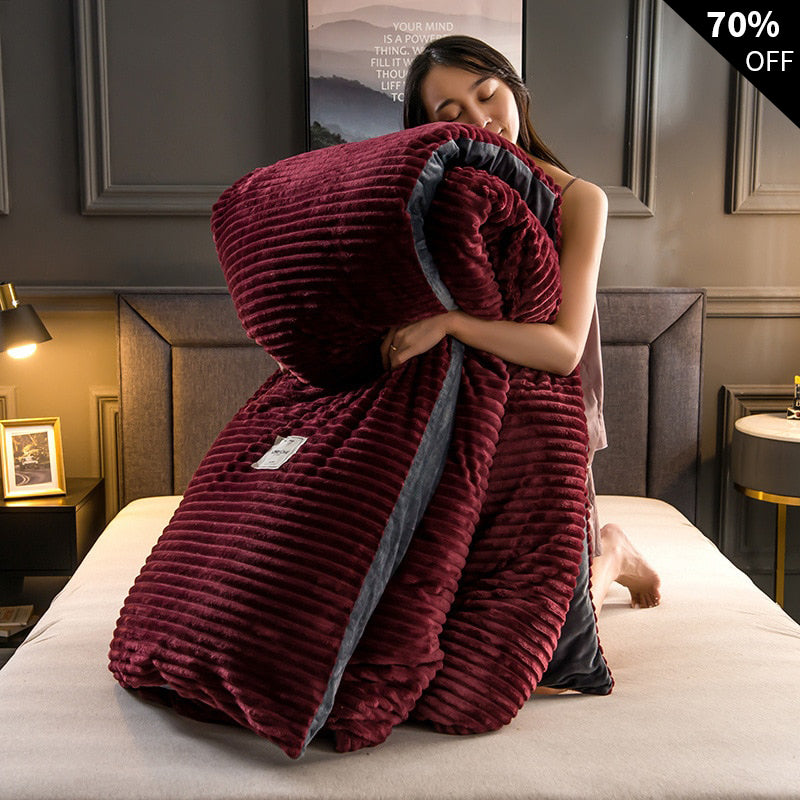 LuxeTraum™ Bed Luxury Duvet 9